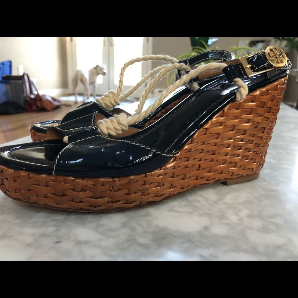 Tory Burch patent navy blue espadrille